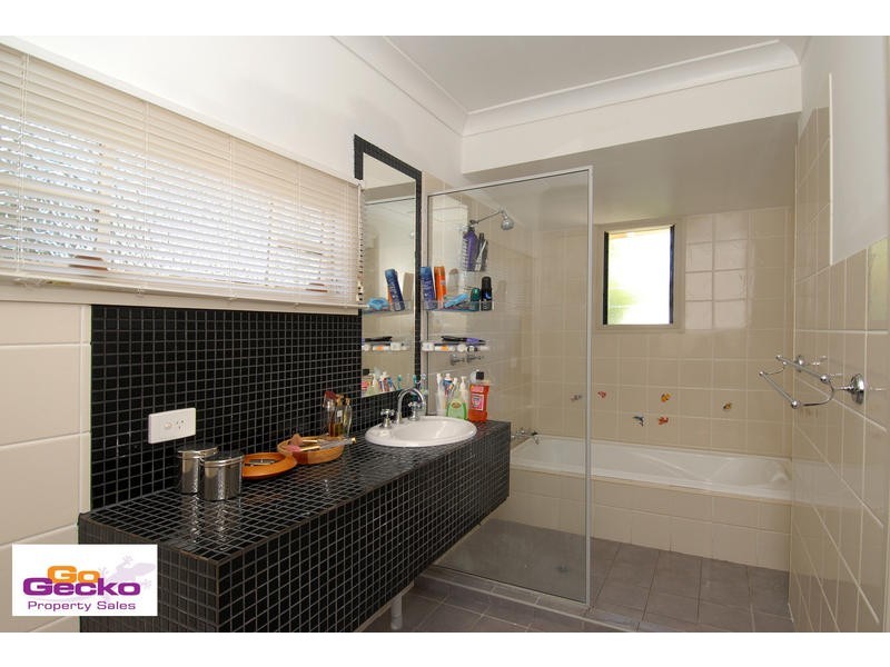 106 McConaghy Street, Mitchelton QLD 4053