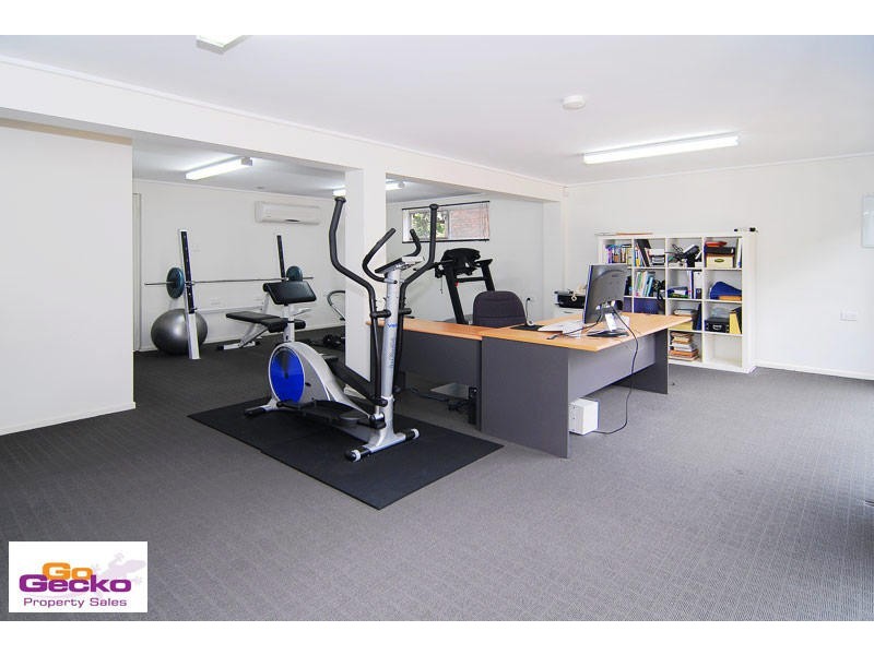 17 Glenore Street, Mitchelton QLD 4053