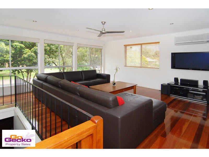 17 Glenore Street, Mitchelton QLD 4053