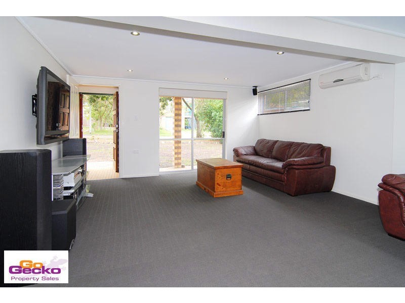 17 Glenore Street, Mitchelton QLD 4053