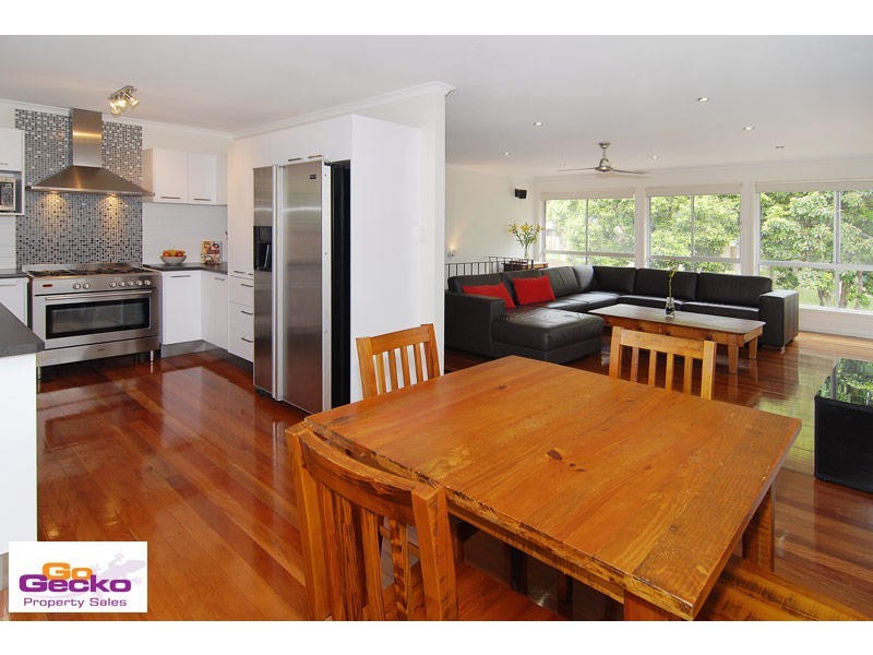 17 Glenore Street, Mitchelton QLD 4053