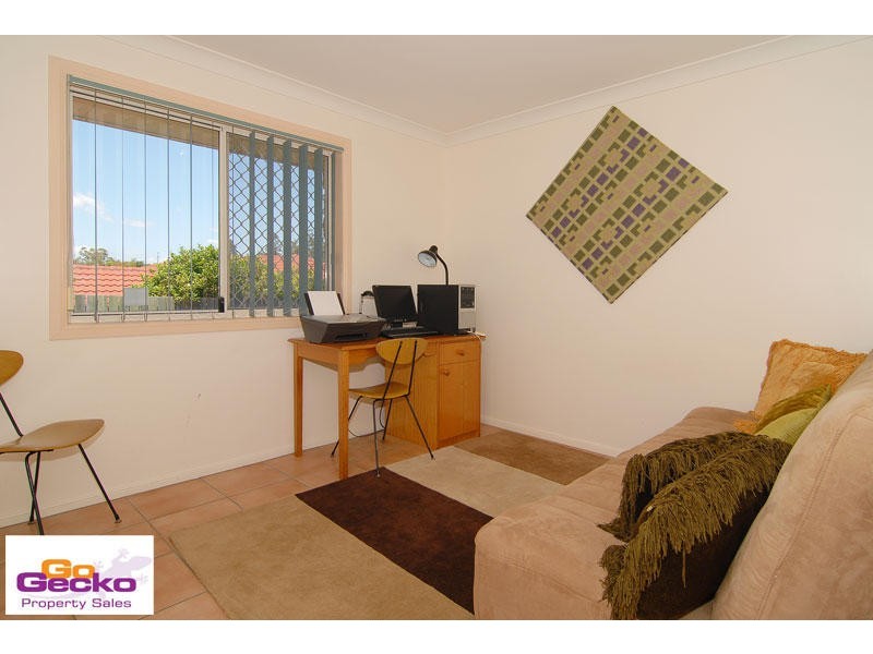 6 Caswell Place, Arana Hills QLD 4054