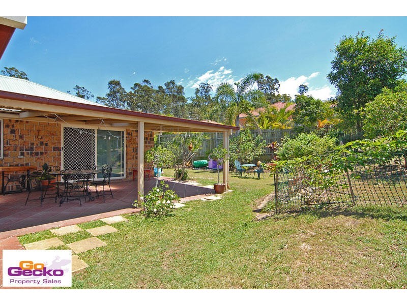6 Caswell Place, Arana Hills QLD 4054
