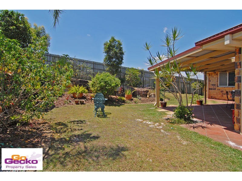 6 Caswell Place, Arana Hills QLD 4054