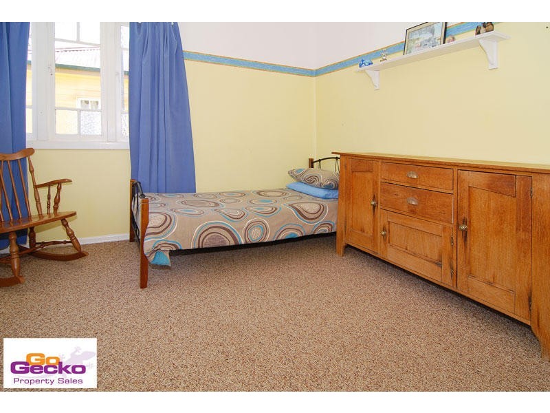 5 Nicholson Street, Mitchelton QLD 4053