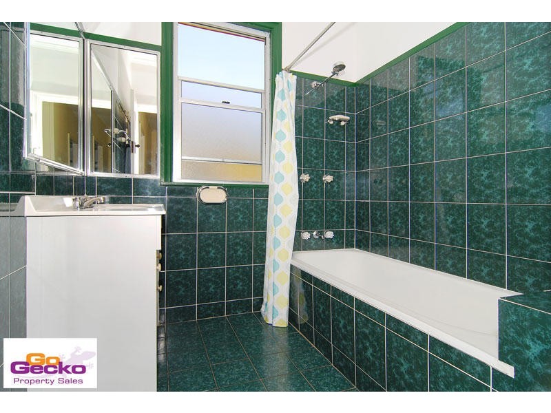 5 Nicholson Street, Mitchelton QLD 4053