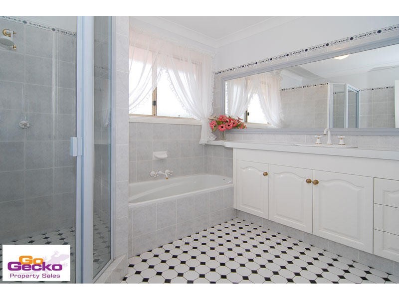 59 Westwood Drive, Samford QLD 4520