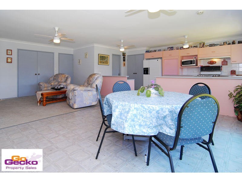 12 Brunswick Place, Samford QLD 4520