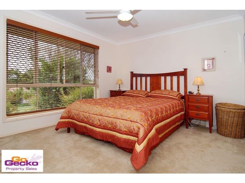 17 Zorina Court, Eatons Hill QLD 4037