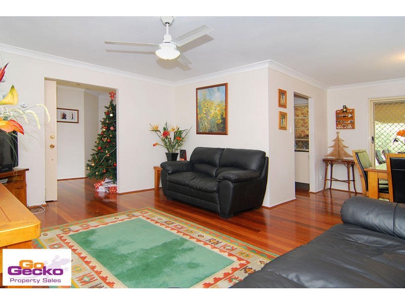 17 Zorina Court, Eatons Hill QLD 4037