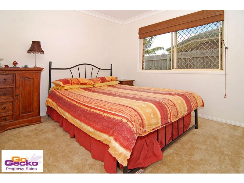 17 Zorina Court, Eatons Hill QLD 4037