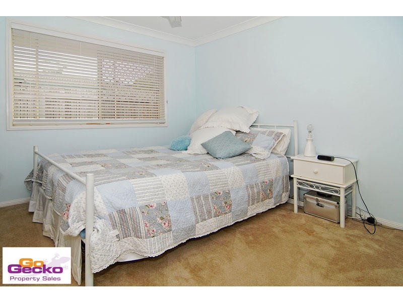 17 Zorina Court, Eatons Hill QLD 4037