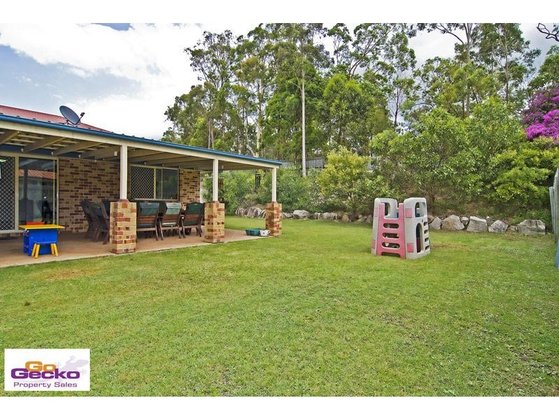 17 Zorina Court, Eatons Hill QLD 4037