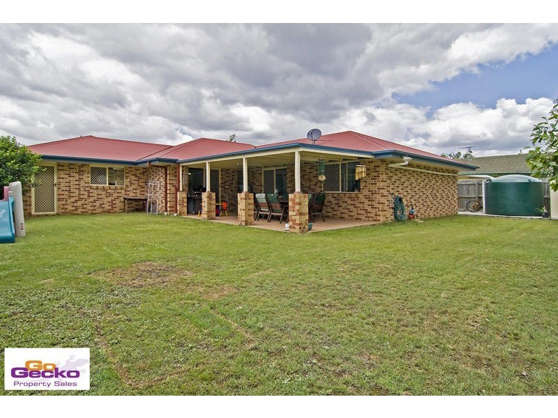 17 Zorina Court, Eatons Hill QLD 4037