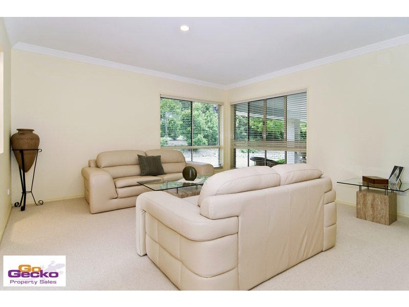 8 Housewood Court, Samford QLD 4520