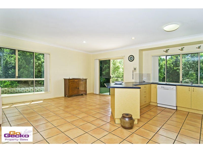 8 Housewood Court, Samford QLD 4520