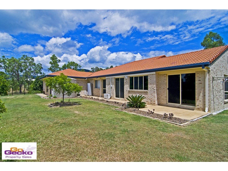 8 Housewood Court, Samford QLD 4520