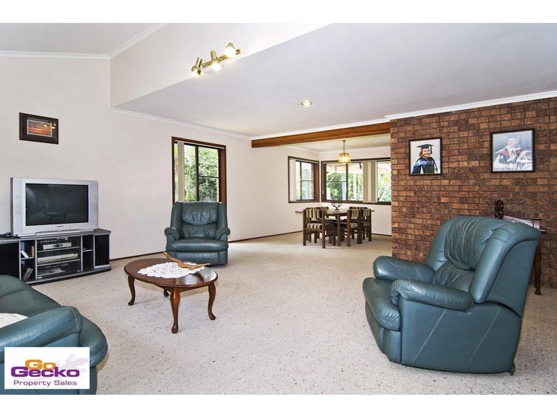 5 Meredith Court, Bunya QLD 4055