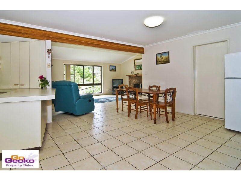 5 Meredith Court, Bunya QLD 4055