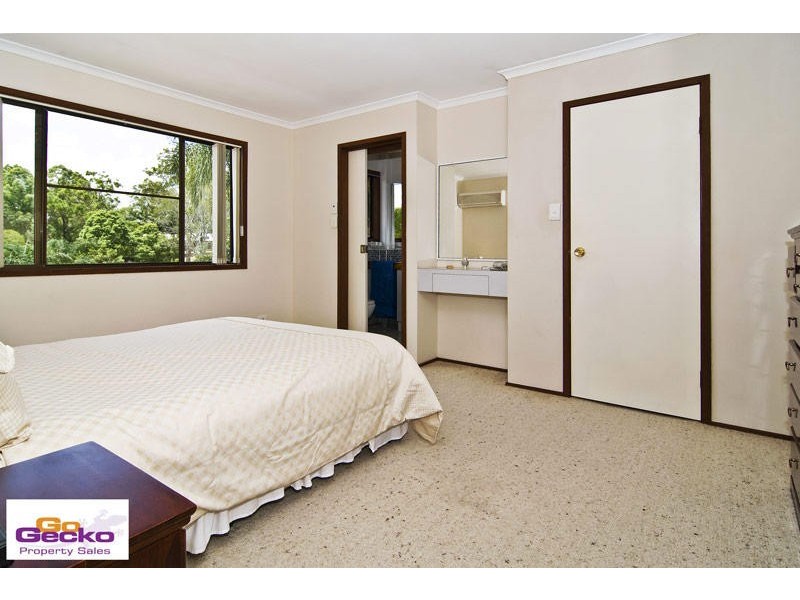5 Meredith Court, Bunya QLD 4055