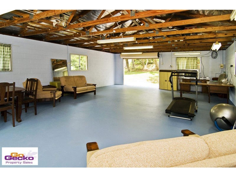 5 Meredith Court, Bunya QLD 4055