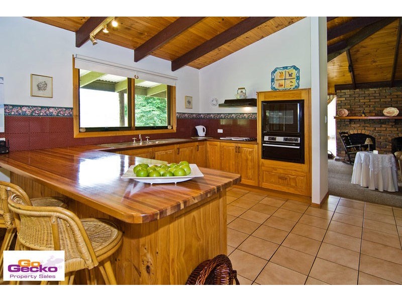 40 Branch Creek Road, Clear Mountain QLD 4500