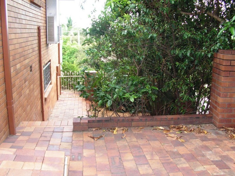 1 Jupiter Court, Eatons Hill QLD 4037