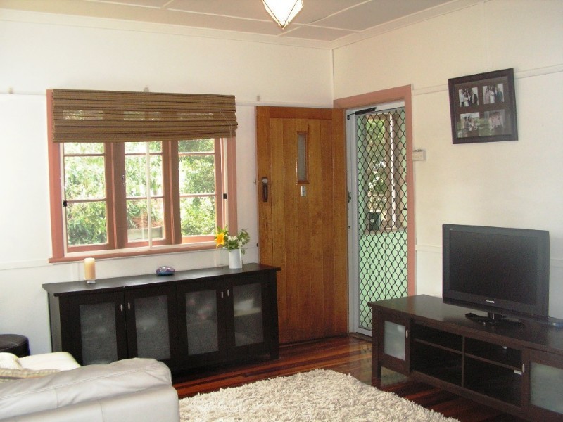 82 Dawson Parade, Keperra QLD 4054