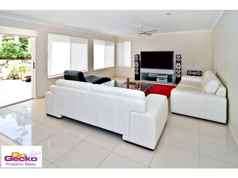 45 Riversleigh Crescent, Eatons Hill QLD 4037