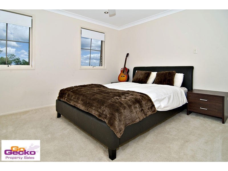 45 Riversleigh Crescent, Eatons Hill QLD 4037