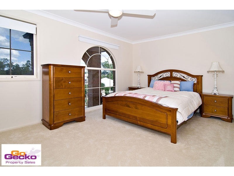 45 Riversleigh Crescent, Eatons Hill QLD 4037