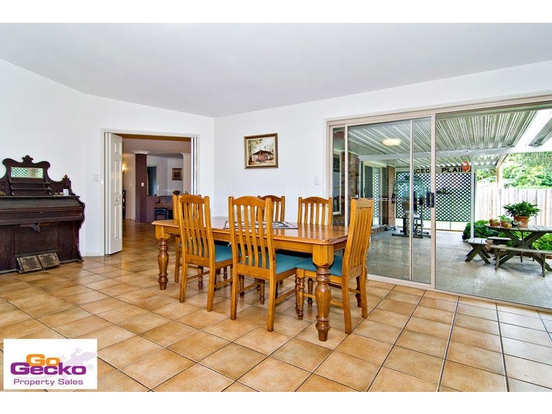 172 Blackwood Street, Mitchelton QLD 4053