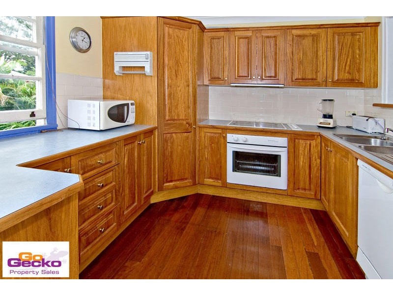 102 McConaghy Street, Mitchelton QLD 4053