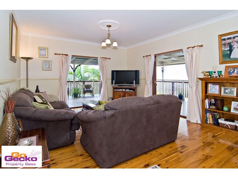 119 Saraband Drive, Eatons Hill QLD 4037