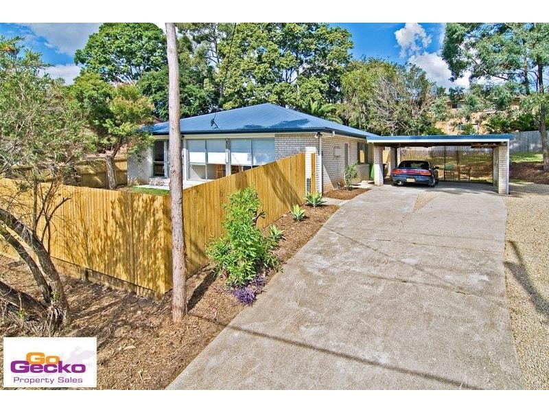 25 Patricks Road, Arana Hills QLD 4054