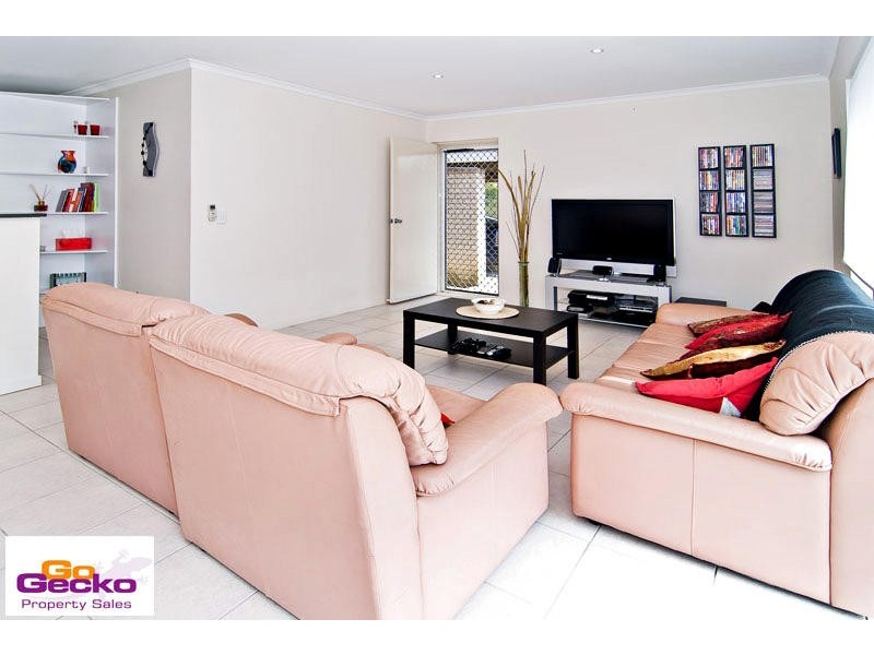 25 Patricks Road, Arana Hills QLD 4054