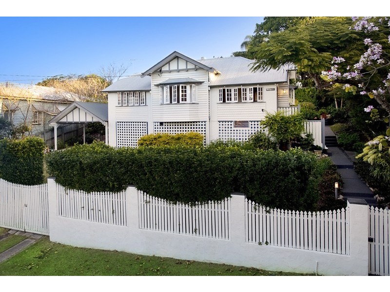 15 Theale Terrace, Ashgrove QLD 4060