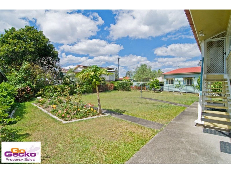 84 Appel Street, Graceville QLD 4075