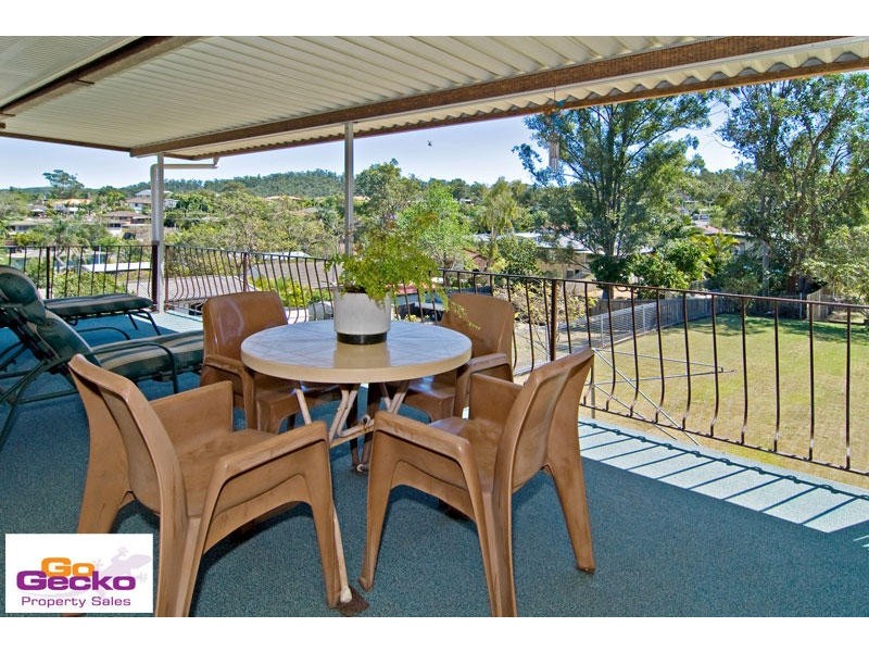 28 Anora Crescent, Ferny Hills QLD 4055