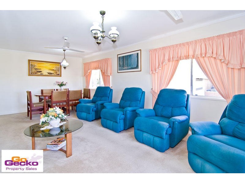 28 Anora Crescent, Ferny Hills QLD 4055