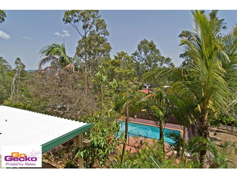 9 View Crescent, Arana Hills QLD 4054