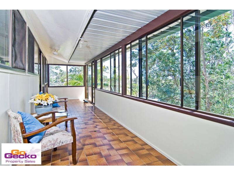 9 View Crescent, Arana Hills QLD 4054
