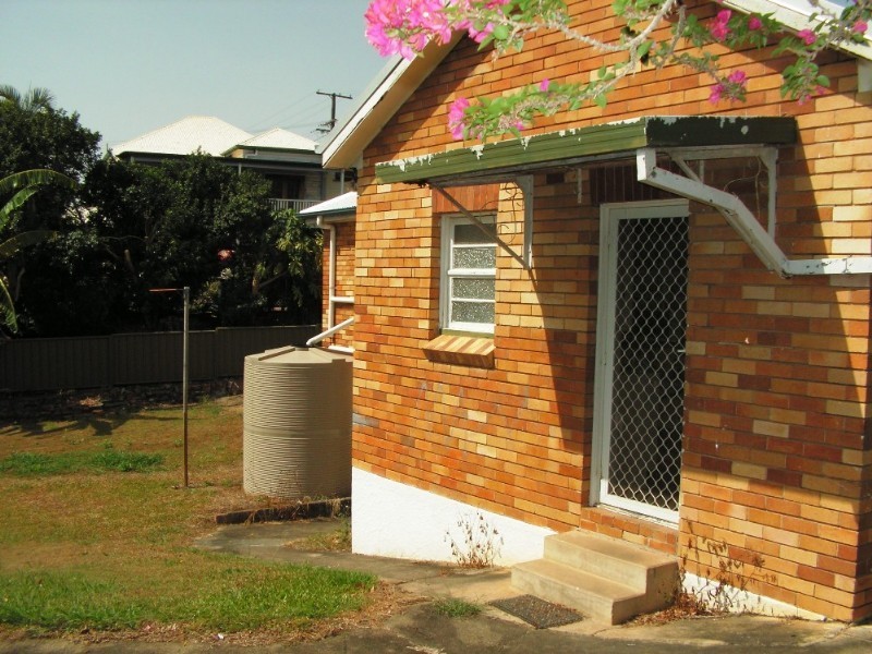 9 Plant Street, Ashgrove QLD 4060