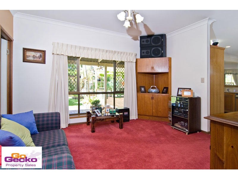 1 Pinecone Court, Bunya QLD 4055