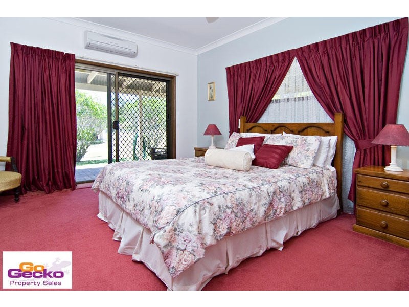 1 Pinecone Court, Bunya QLD 4055