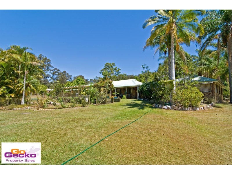 1 Pinecone Court, Bunya QLD 4055