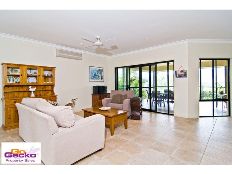 10 Equestrian Court, Samford QLD 4520