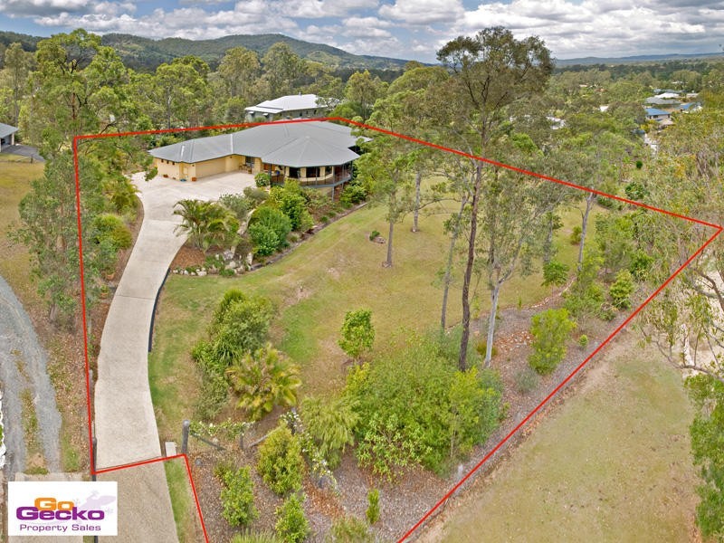 10 Equestrian Court, Samford QLD 4520