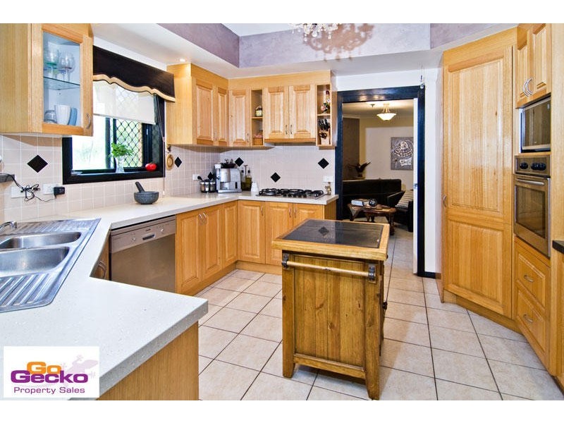 18 Goodman Close, Mcdowall QLD 4053