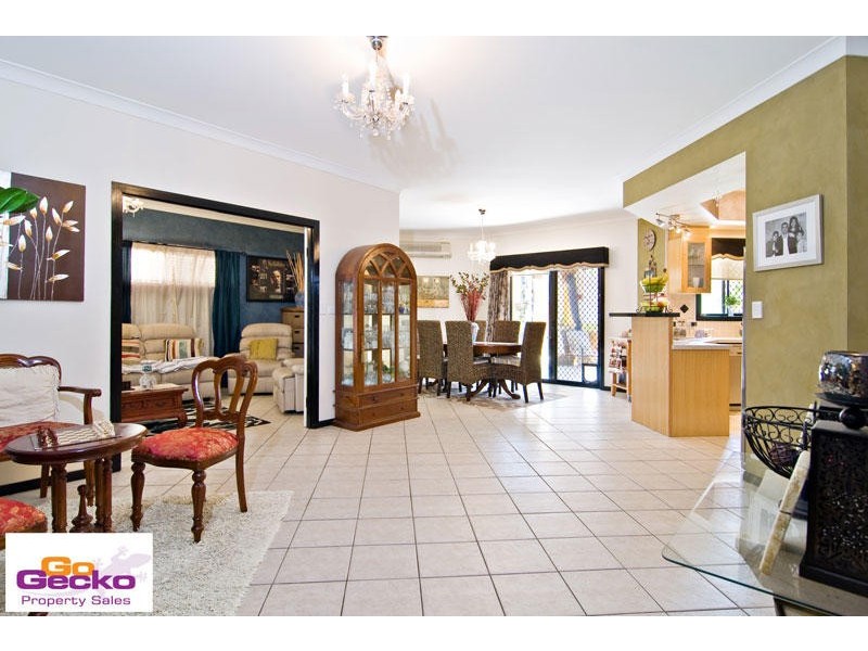 18 Goodman Close, Mcdowall QLD 4053